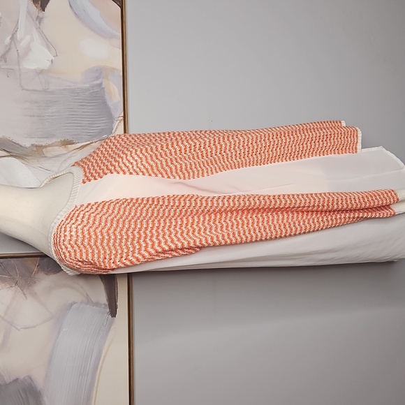 Gibson Latimer Women's Orange and White Knit Tunic Sweater with Chiffon Back - Picture 5 of 11